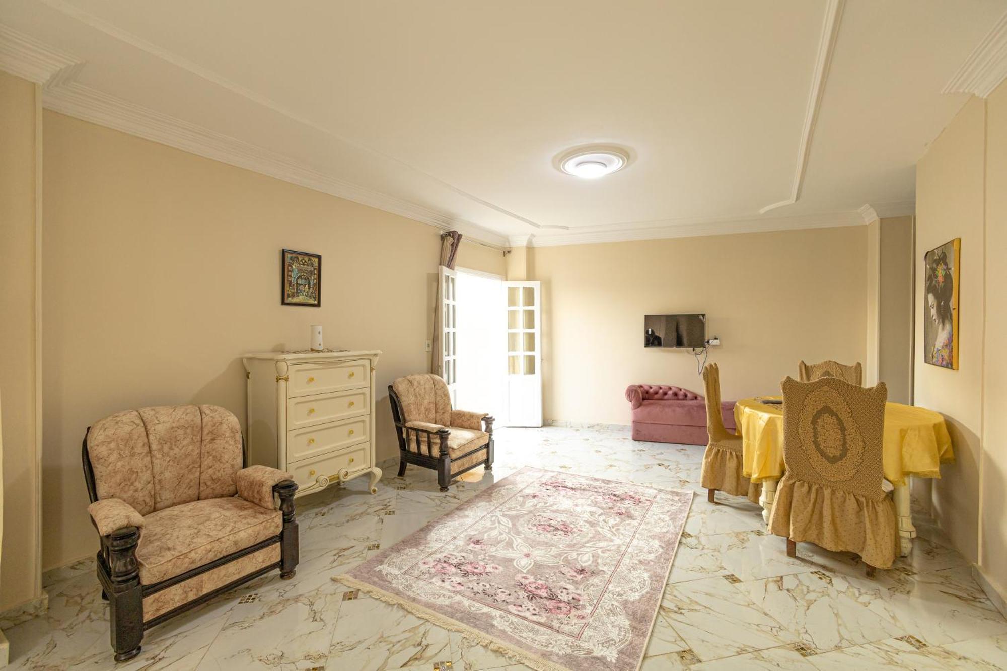 Chez L'Ami Hotel Kafret el-Gabal Екстериор снимка