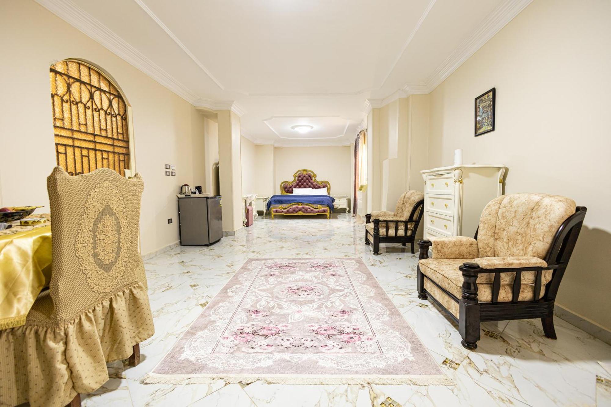 Chez L'Ami Hotel Kafret el-Gabal Екстериор снимка