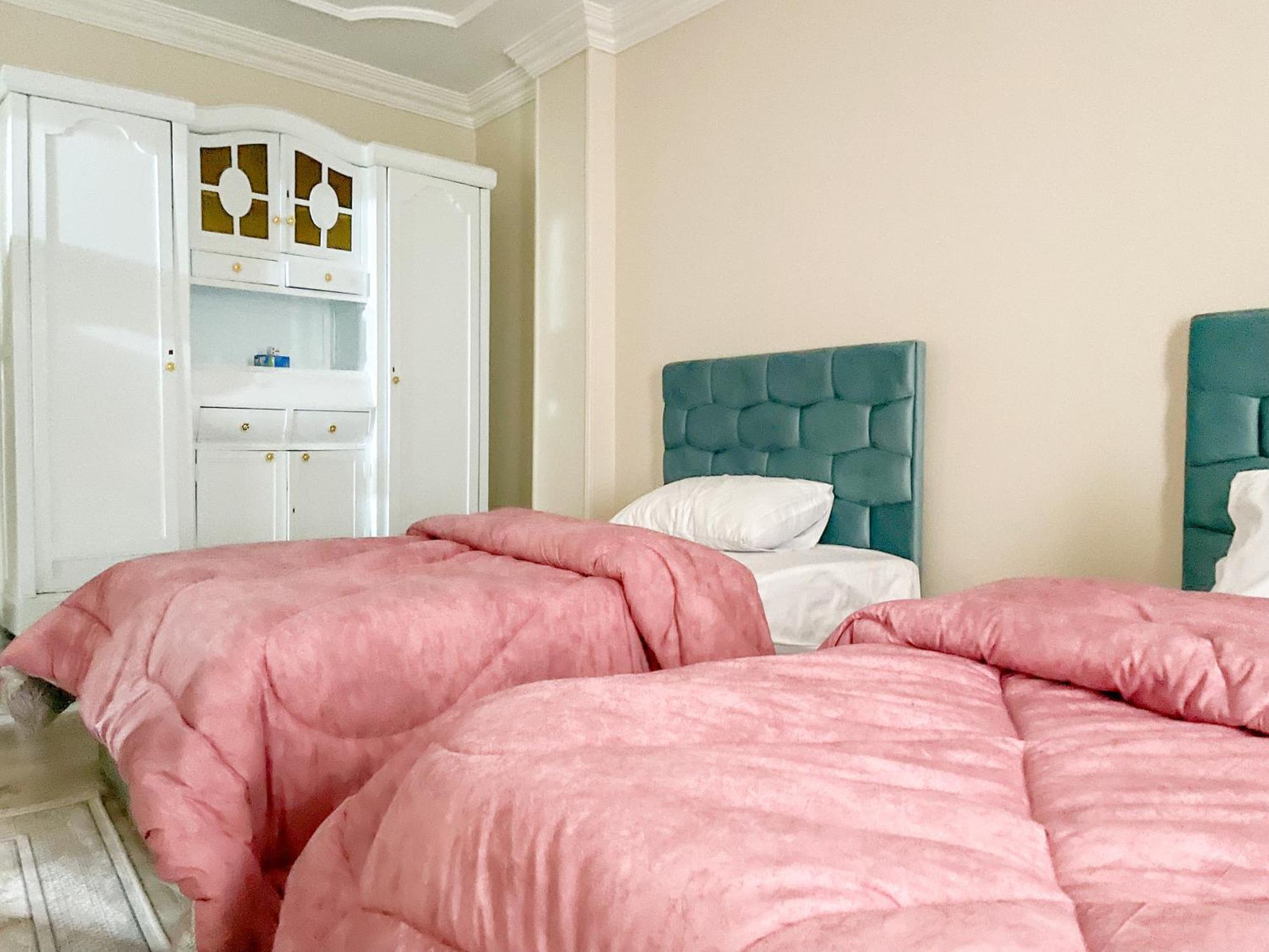 Chez L'Ami Hotel Kafret el-Gabal Екстериор снимка