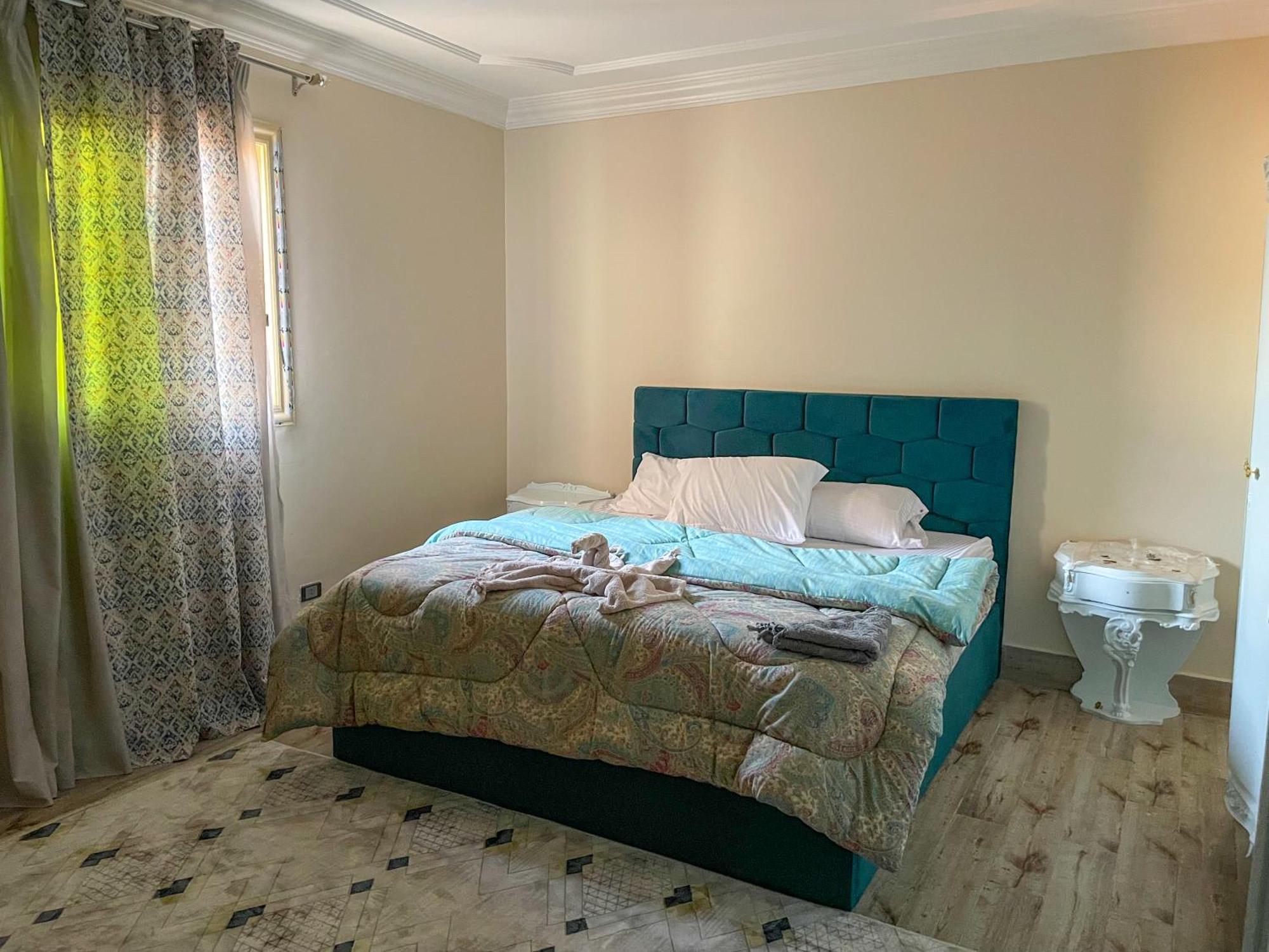 Chez L'Ami Hotel Kafret el-Gabal Екстериор снимка