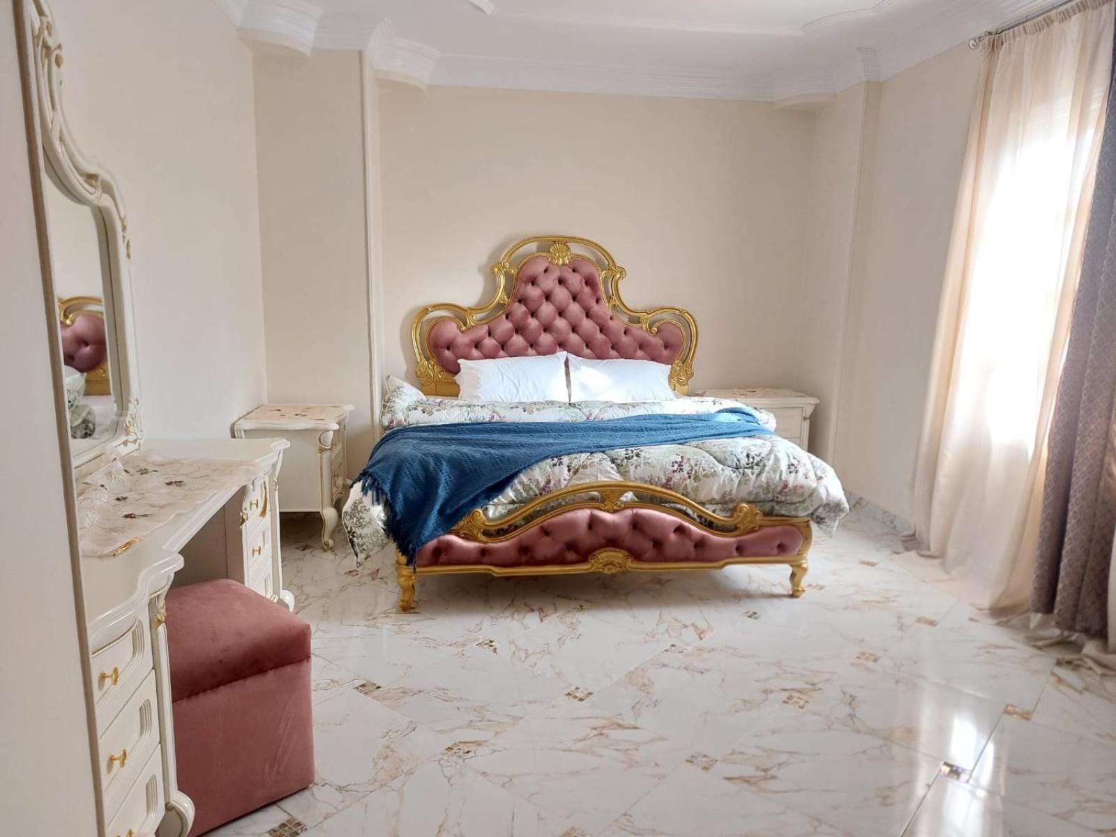 Chez L'Ami Hotel Kafret el-Gabal Екстериор снимка