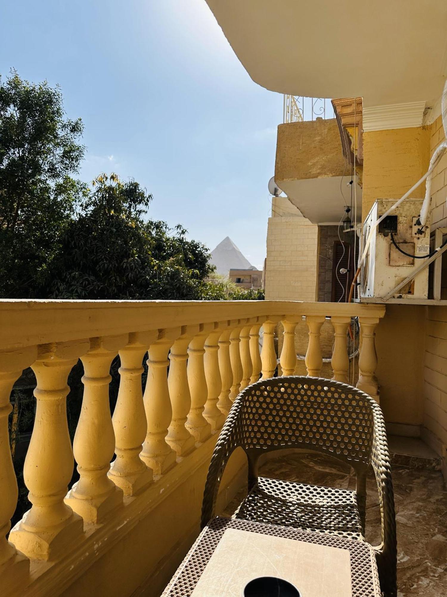 Chez L'Ami Hotel Kafret el-Gabal Екстериор снимка